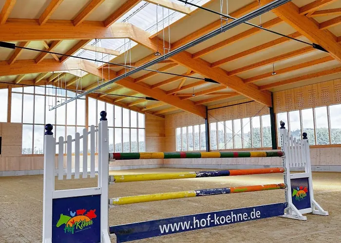 Hof Koehne - Haus Im Glueck Links